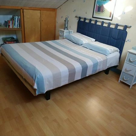 Les Aubretias Bed and Breakfast Fénay Eksteriør billede